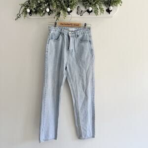 Petal & Pup High Rise Straight Leg Jean Size 4 Light Wash 16-3071